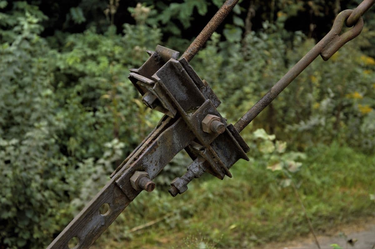 Welded Mounting Brackets